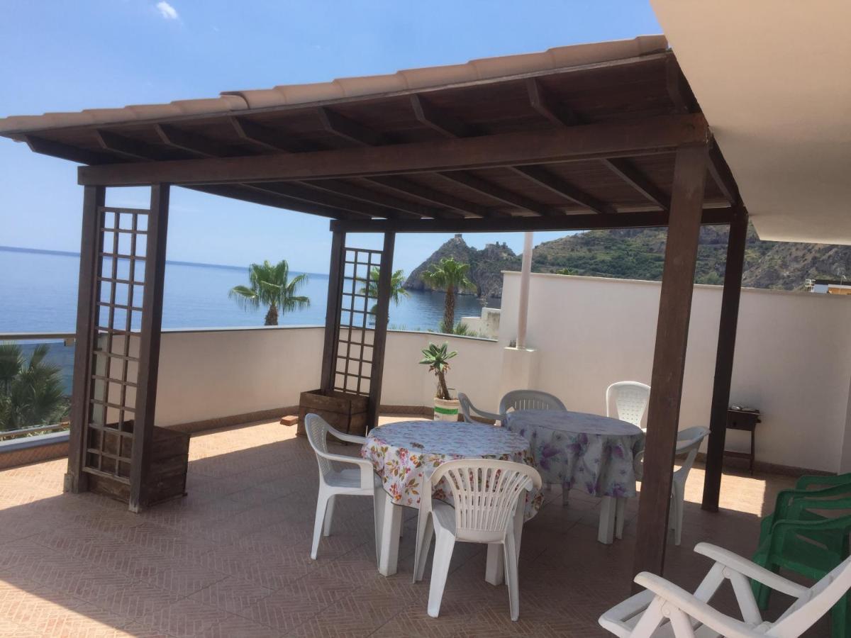 Le Zagare Apartments SantʼAlessio Siculo Zewnętrze zdjęcie