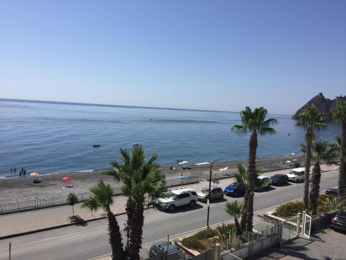 Le Zagare Apartments SantʼAlessio Siculo Zewnętrze zdjęcie